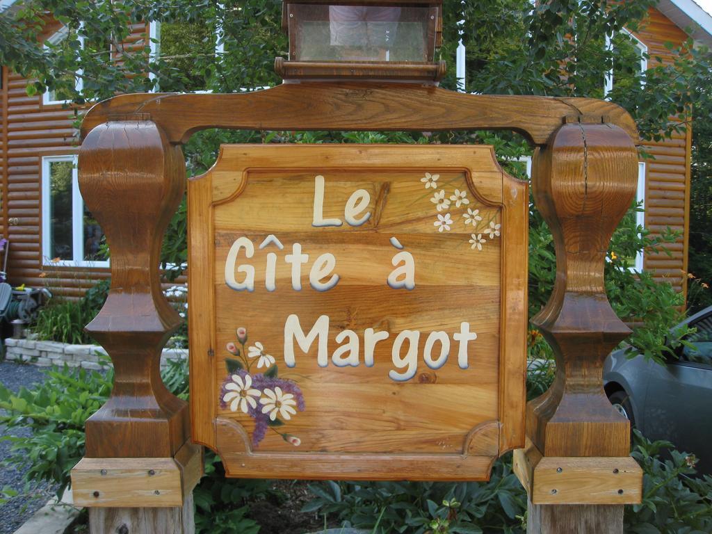 Le Gite A Margot Бромон Екстериор снимка